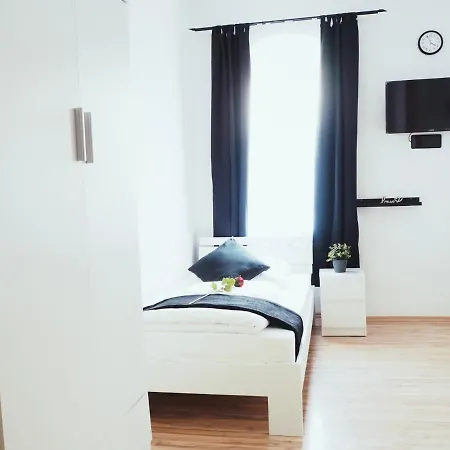 Apartamento NÜRNBERG Zentrale WOHNUNG mit WLAN Núremberg